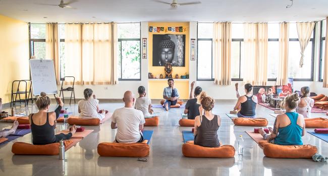 Yoga event 15 Days Vinyasa Yoga Retreats in Rishikesh | Shiva Tattva Yoga School Rishikesh