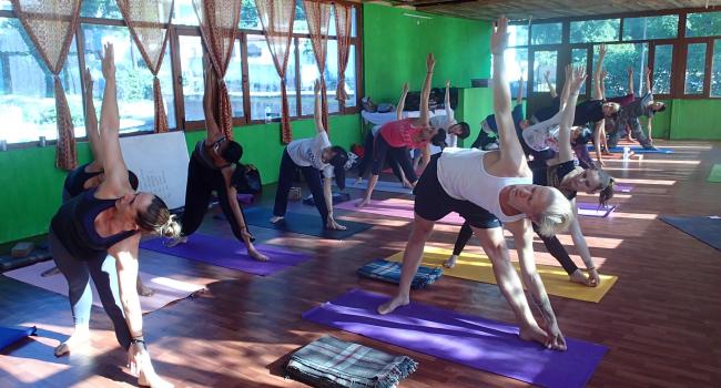 Yoga event 200 Hour Kundalini Yoga Teacher Training in Rishikesh RYS200 (March) Rishikesh