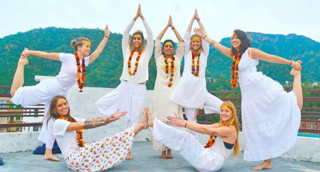 Йога мероприятие 100 Hour Yoga Teacher Training in Rishikesh, India Om Shanti Om Yoga Ashram Ришикеш