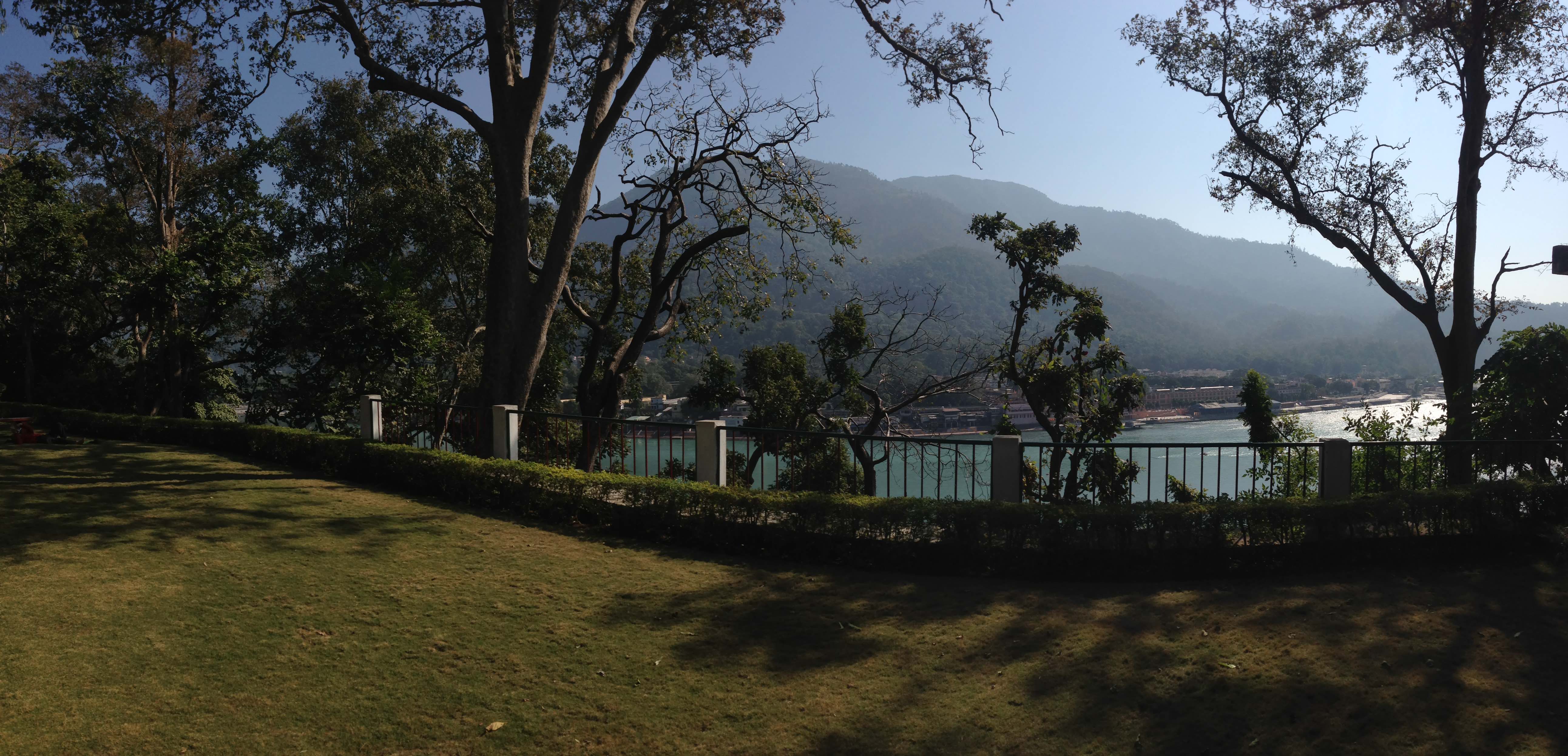 Yoga Niketan traditional Indian ashram Rishikesh