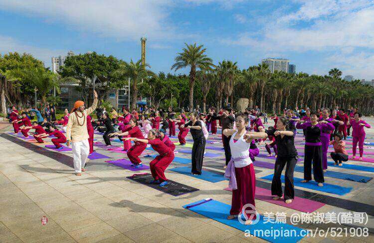 Naveen Joshi yoga teacher in Rishikesh conducting class in China