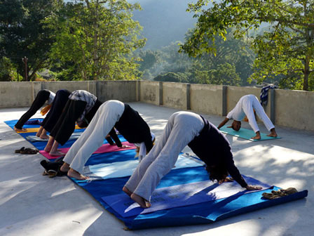 Йога студия Yogastair Yoga Academy Ришикеш