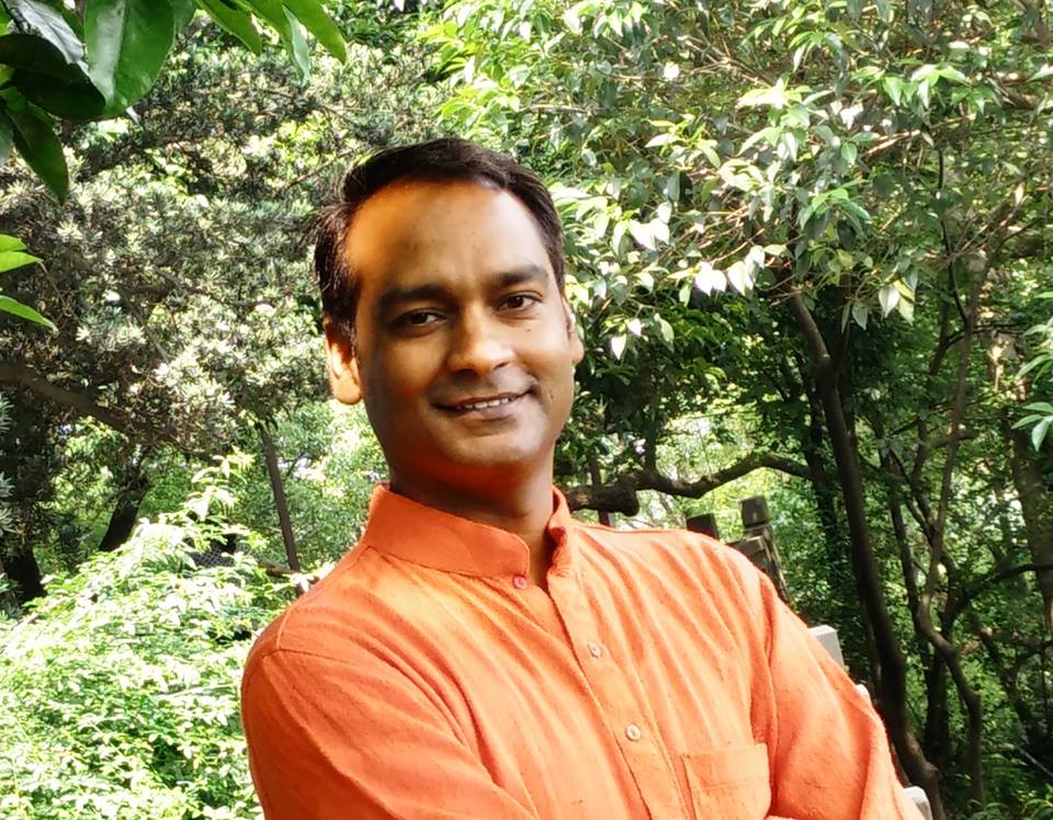 Йога инструктор Sunil Sharma Ришикеш