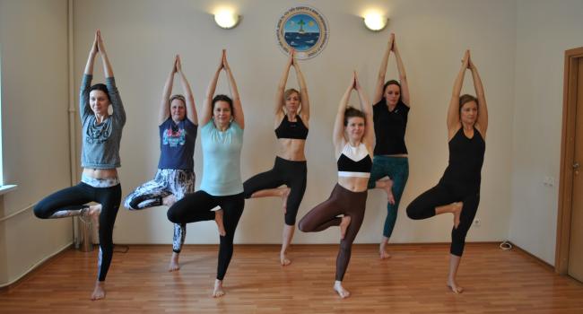 Yoga event Внимание. новое поколение наших выпускников начинает практические занятия по йоге Saint Petersburg