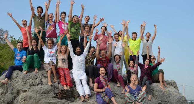 Йога студия Om Shanti Om Yoga School Ришикеш