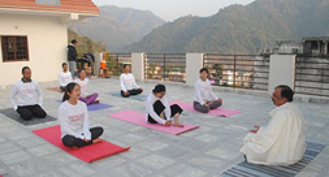 Yoga studio Alakh Yog Rishikesh