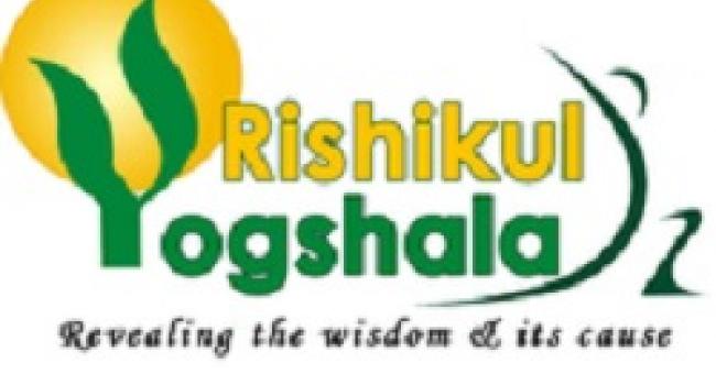 Yoga studio Rishikul Yogshala Rishikesh