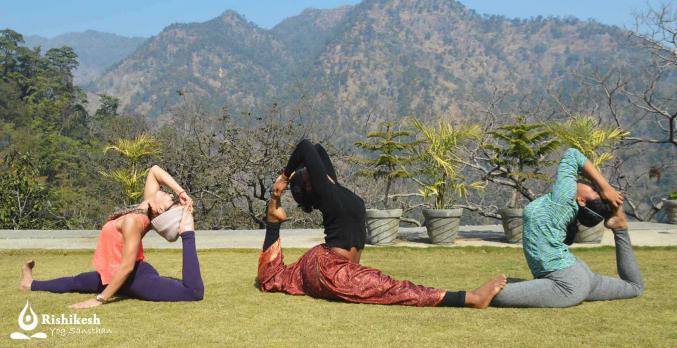 Yoga studio Rishikesh Yog Sansthan Rishikesh