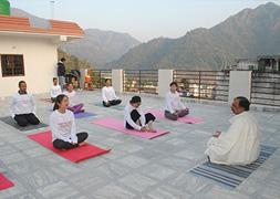 Yoga studio Alakh Yog Rishikesh