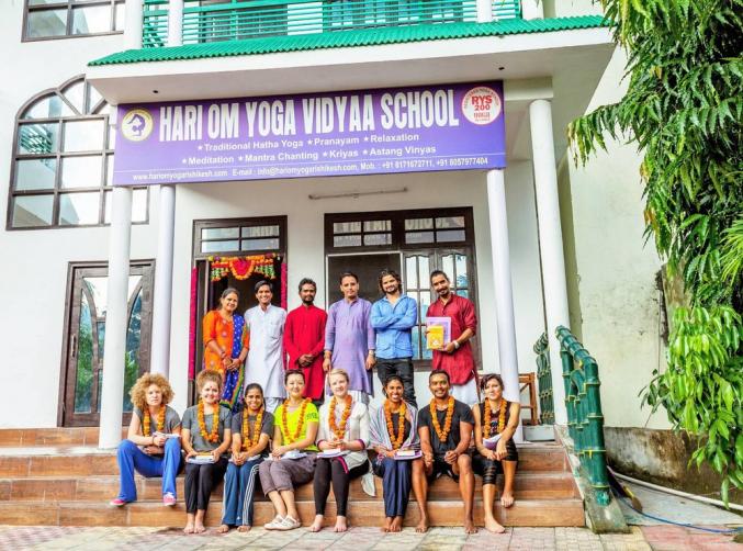 Yoga studio Hari Om Yoga Vidya School Rishikesh