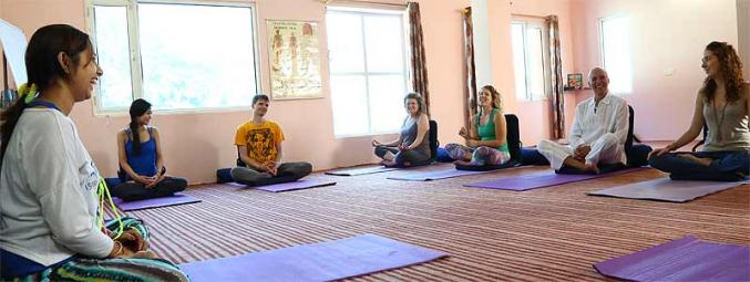 Yoga studio Ayuskama Ayur School Rishikesh