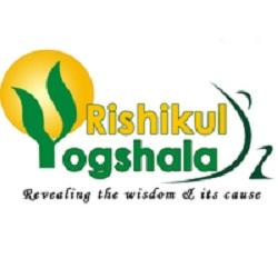 Yoga studio Rishikul Yogshala Rishikesh