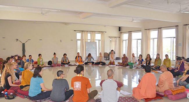 Yoga studio Shiva Yoga Peeth Rishikesh