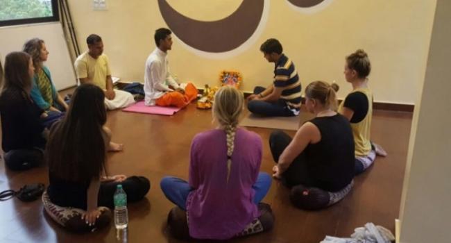 Yoga studio YogaYug International School Rishikesh
