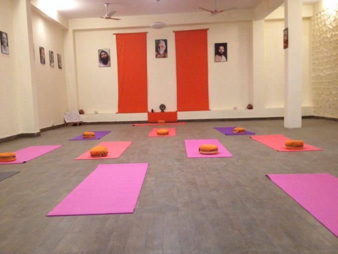 Yoga studio Rishi Yoga Shala Rishikesh