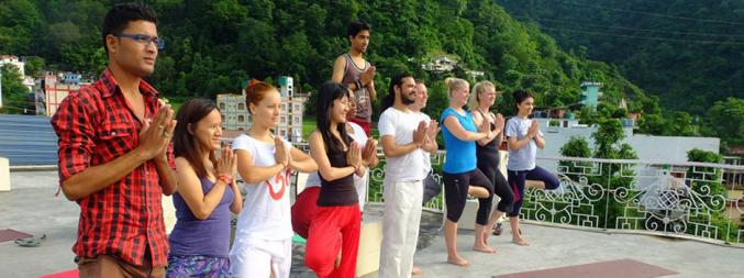 Yoga studio Shree Narayan Yog Peeth Rishikesh